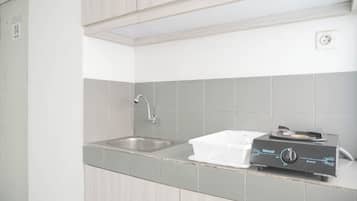Apartamento luxo | Cozinha privada | Geladeira grande, cooktop