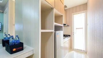 Leilighet – deluxe | Eget kjøkken | Kjøleskap, kokeplater og spisebord