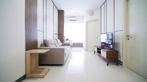 Interior - Restful And Tidy 2Br At Benson Supermall Mansion Apartment (Surabaya)