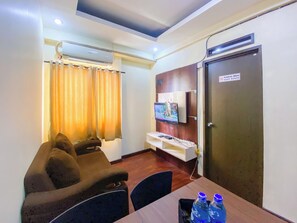 Deluxe Apartment | Living area - The Elite 2Br At Apartment Suites @Metro (Bandung)
