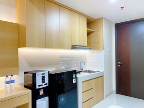 デラックス スタジオ | 専用キッチン | 冷蔵庫 、コンロ