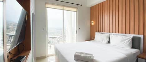 Deluxe-Studio | Schreibtisch, kostenloses WLAN