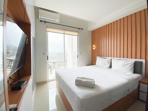 Best Choice And Modern Studio At Apartment Mataram City