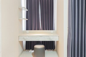 Deluxe Studio | Desk, free WiFi - Good Place Studio At Transpark Bintaro Apartment (South Tangerang)