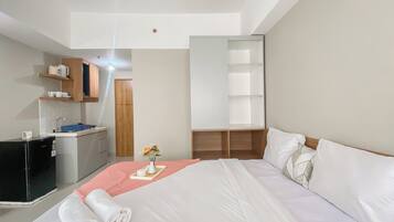 Studio Deluks | Meja kerja dan Wi-Fi gratis