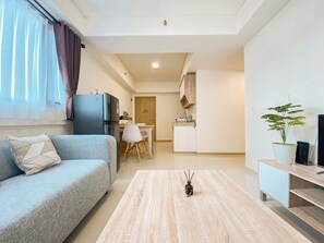 Interior - Homey And Spacious 2Br At Meikarta Apartment (Cikarang)