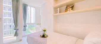Comfy Studio At Tokyo Riverside Pik 2 Apartment