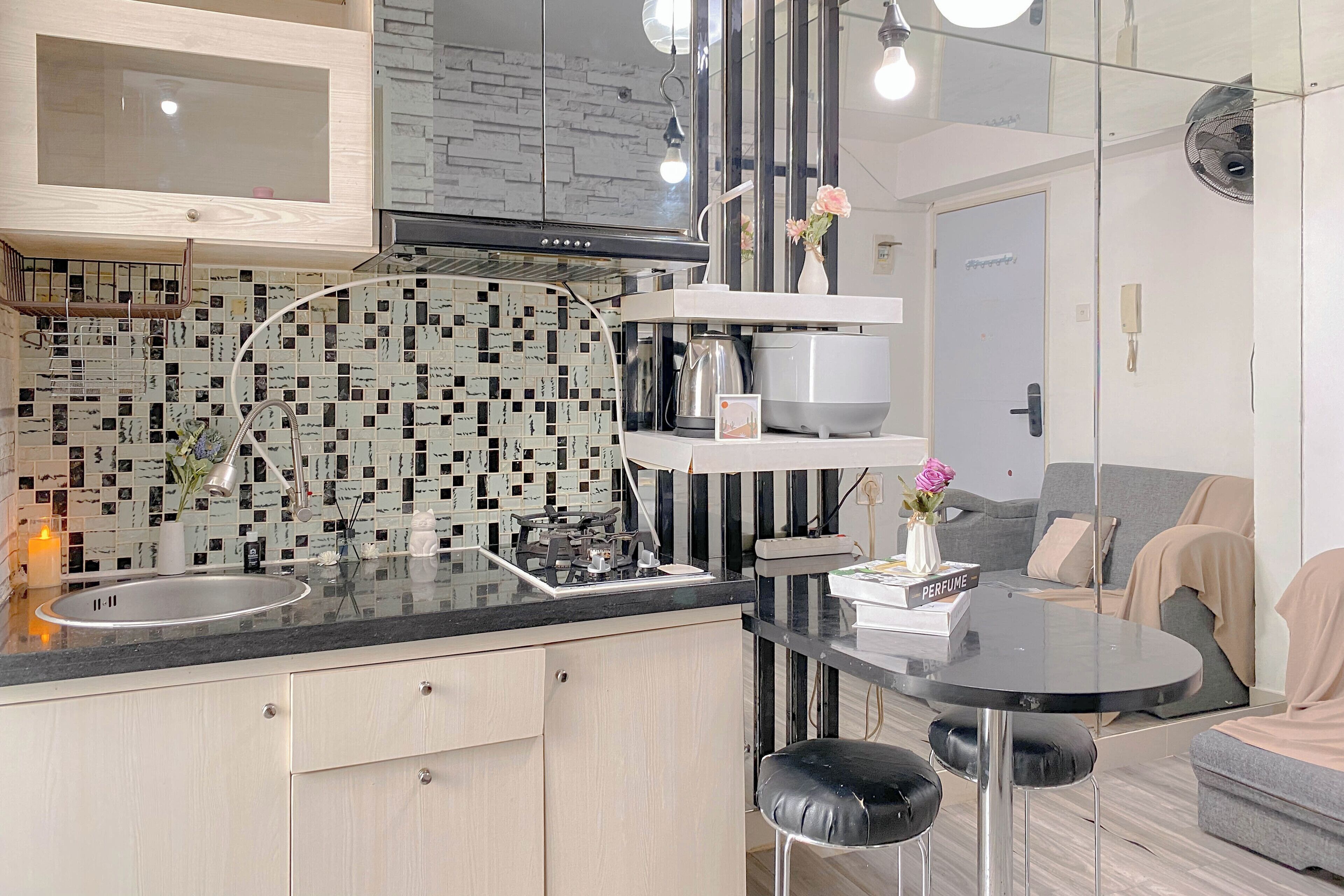 Apartment | Private kitchen | Fridge, stovetop, rice cooker, dining tables