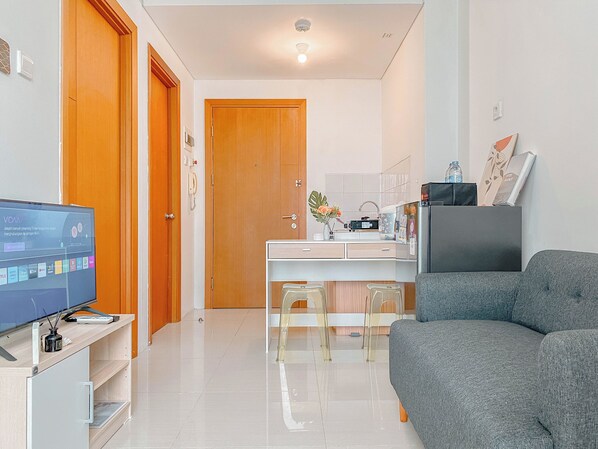 Enjoy a comfortable stay with a dedicated entertainment area, self-catering kitchen, and living quarters.