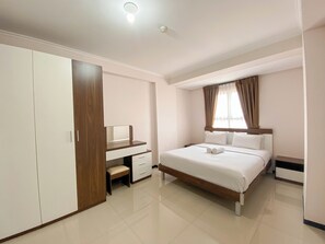 Private kitchen - Spacious And Minimalist 3Br At Gateway Pasteur Apartment (Cimahi)