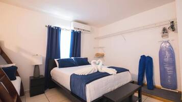 1 Schlafzimmer, BĂźgeleisen/BĂźgelbrett, Reisekinderbett, kostenloses WLAN