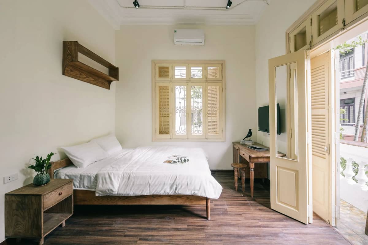 Estudio superior, vista al jardín | 2 habitaciones y sábanas de algodón egipcio