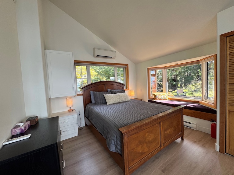 The Cottage Over Looking Salish Sea And Occasional Orca Whales - North Pender Island