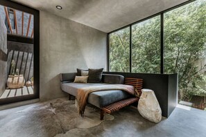 Interior - Mar Y Miel Noir Modern (Tulum)