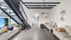 Smart TV, offices