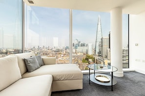 Apartment | Living room - Skyline Serenity in Southwark (London)