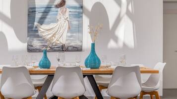 Vila, para fumantes | 6 quartos