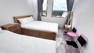 Family Room | 1 bedroom, soundproofing, free WiFi, bed sheets