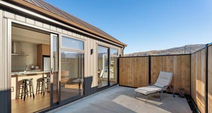 Magnum Escape - Cromwell Holiday Home
