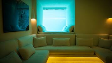 Villa | 12 bedrooms, Internet