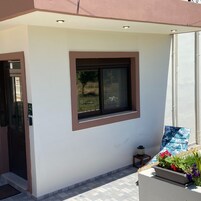 1 habitación, escritorio y sistema de insonorización 