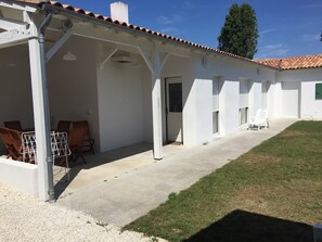 Exterior - Seasonal Rental (La Flotte)