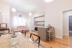 1 bedroom, Internet - Appartamento Tiepolo Elegant Venue in Porta Venezia (Milan)