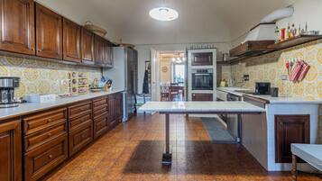 Villa, Accessible | 5 bedrooms, Internet