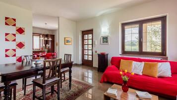 Rumah | 4 kamar tidur