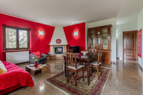Panorama Villa Nestled Among the Vineyards Langhe