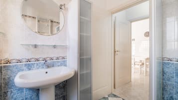 1 bedroom, Internet
