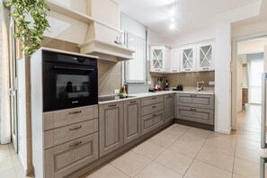 Apartment | 1 bedroom - Modern and Peaceful Apartment With Balcony (Milan)