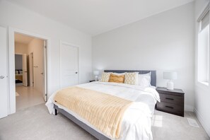 4 soveværelser, skrivebord, strygejern/strygebræt, gratis Wi-Fi