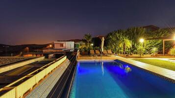 Villa (3 Bedrooms) | Interior