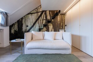 Interior - La Mansarda in Bianco by Wonderful Italy (Turin)