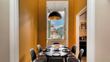 Apartment | In-room dining