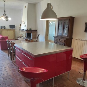 Apartment | 2 bedrooms - Girasole Apartment Agriturismo Borgo Iris -appartamento Girasole (Cortona)