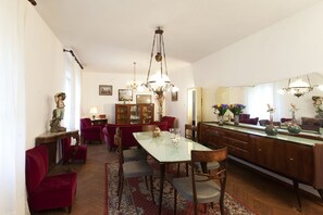 2 bedrooms - Viola Apartment Agriturismo Borgo Iris -appartamento Viola (Cortona)