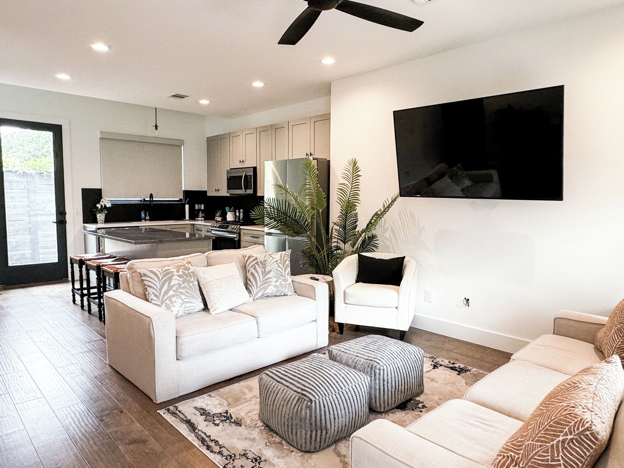 Central Austin Cozy Retreat