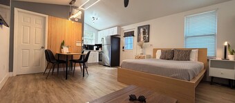 San Marco/Downtown Modern Suite