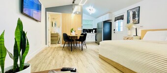 San Marco/Downtown Modern Suite