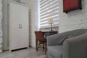 Interior - Wolf Apartment with Terrace (Budapest)