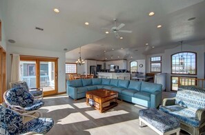 Smart TV, video games, books - Beach Please 8BR 7BA Beachfront Pool Hot Tub (Nags Head)