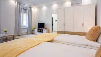 1 bedroom, WiFi, bed sheets