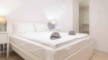 2 bedrooms, WiFi, bed sheets