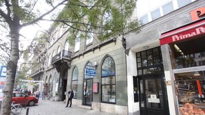 Uklassifisert bilde, 2 av 18, knapp