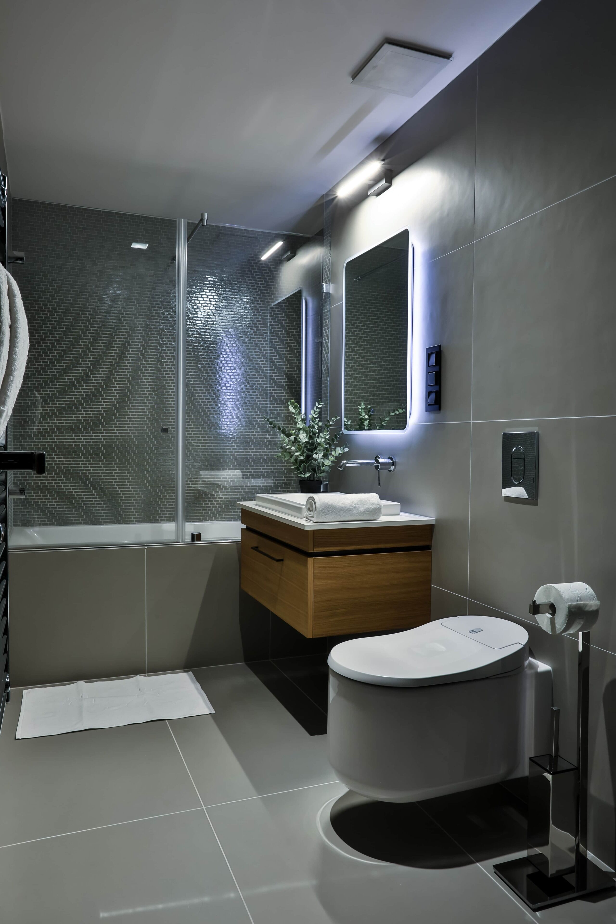 Hair dryer, towels