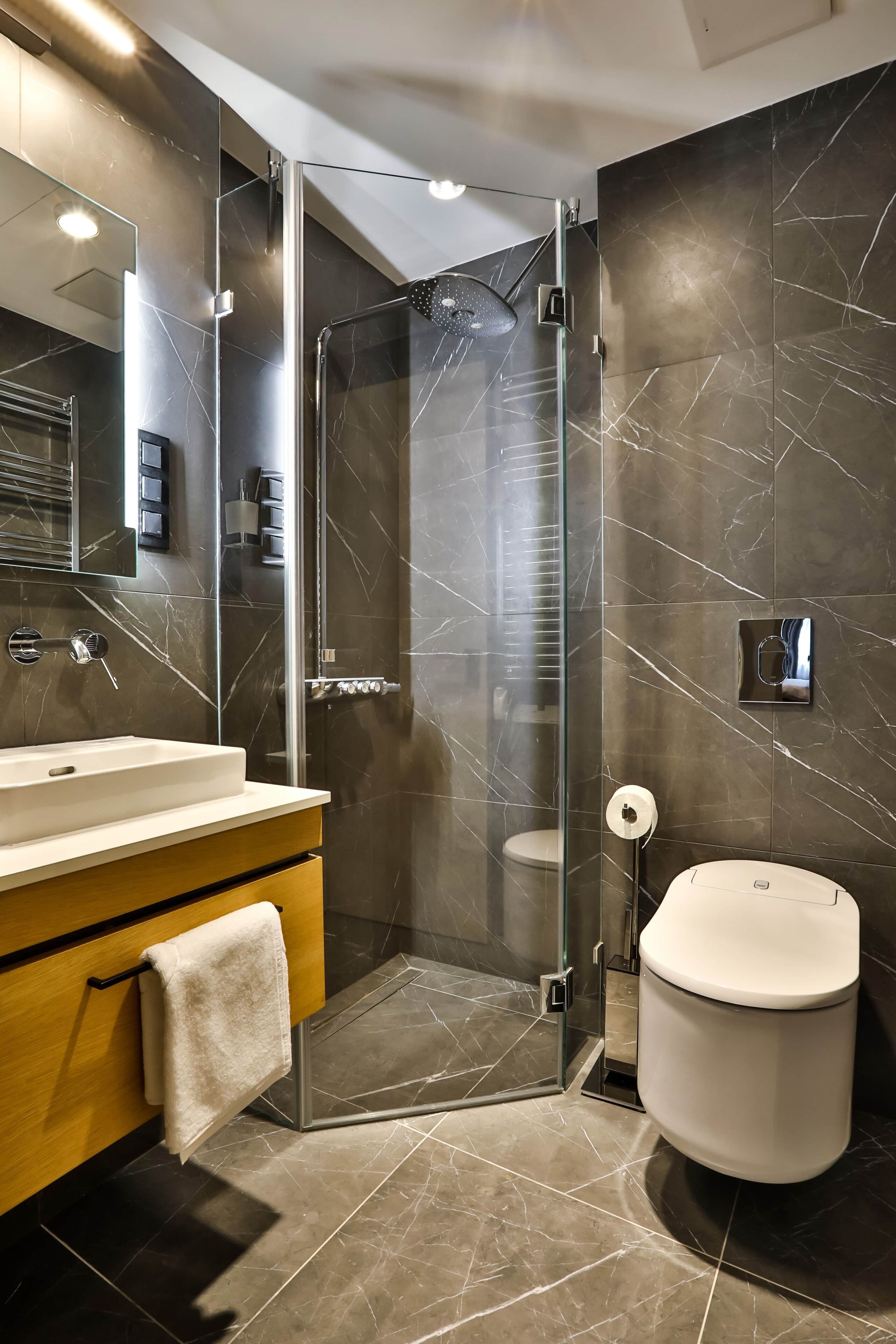 Hair dryer, towels