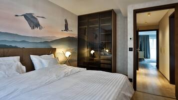 2 bedrooms, WiFi, bed sheets
