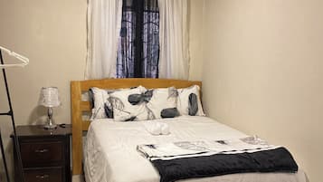 1 habitación, wifi y ropa de cama